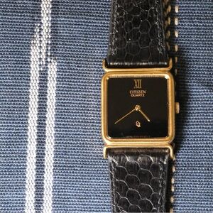Vintage Citizen CQ Quartz Gold Tone Watch 4-850831